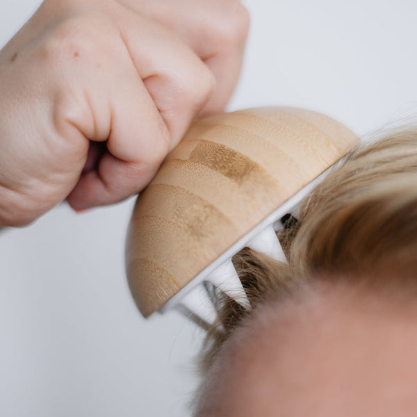 Bamboo scalp massager / Μασάζ τριχωτού από μπαμπού