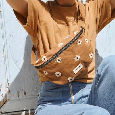 Custine  THE WAIST BAG / Τσάντα Μπανάνα - Recycled cotton Camel