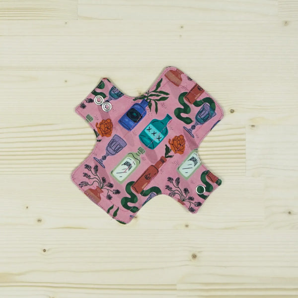 Panty Liner for daily use XS / Υφασμάτινο σερβιετάκι για καθημερινή χρήση XS