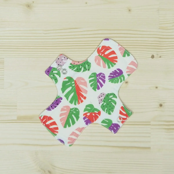 Panty Liner for daily use - S / Υφασμάτινο σερβιετάκι για καθημερινή χρήση - S