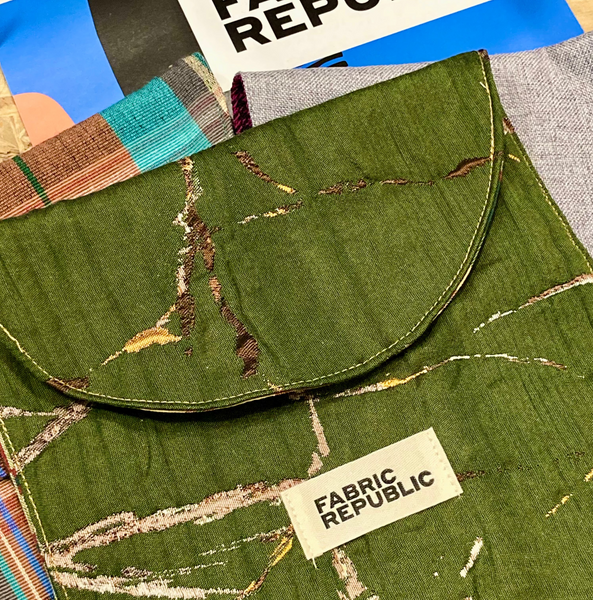 Upcycled Book Case Fabric Republic/Ανακυκλωμένη θήκη για βιβλία