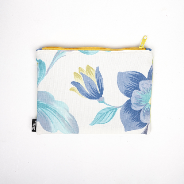 Upcycled Necesser - Medium / Νεσεσέρ - Μεσαίο μέγεθος