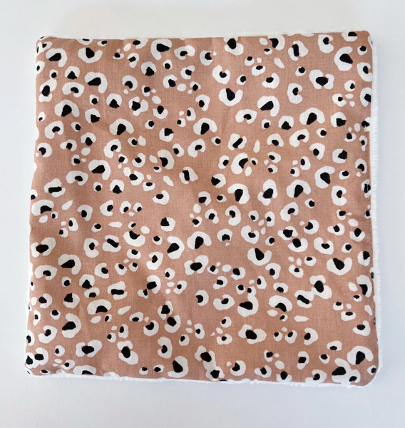 Washable mini face towel in bamboo sponge - Μίνι πετσέτα προσώπου σε σφουγγάρι μπαμπού (one side)