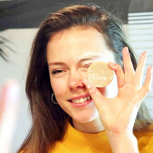 Solid make-up remover - Στερεό ντεμακιγιάζ