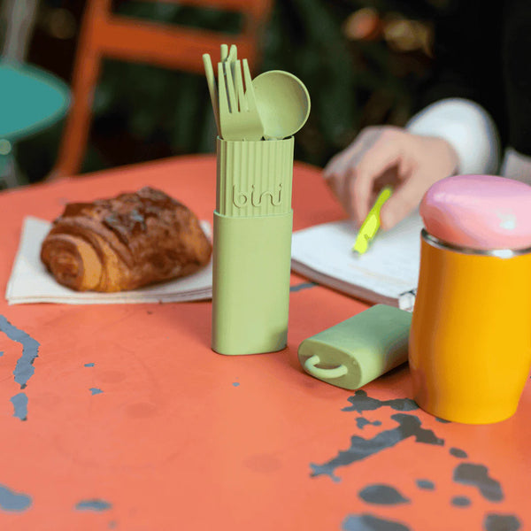 BINI Cutlery KIT -OLIVE-  ΣΕΤ μαχαιροπήρουνων BINI - ΠΡΑΣΙΝΟ ΑΠΑΛΟ