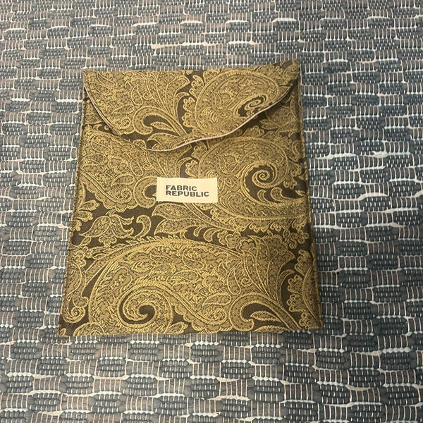 Upcycled Book Case Fabric Republic/Ανακυκλωμένη θήκη για βιβλία