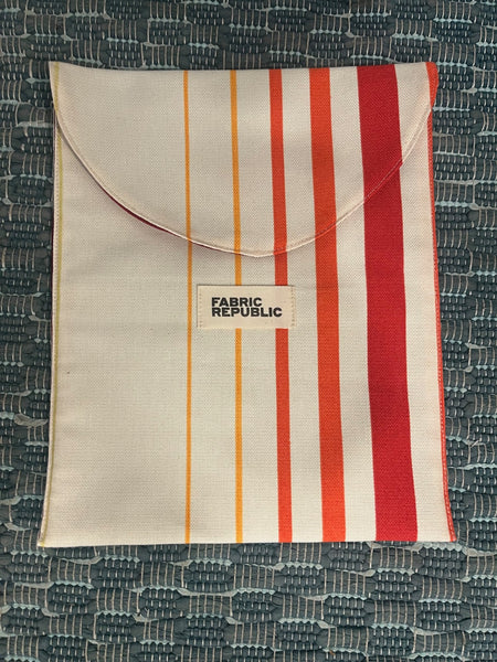 Upcycled Book Case Fabric Republic/Ανακυκλωμένη θήκη για βιβλία