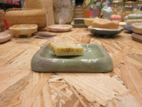 Soap Holder in Ceramic / Σαπουνοθήκη κεραμικη - green hollow