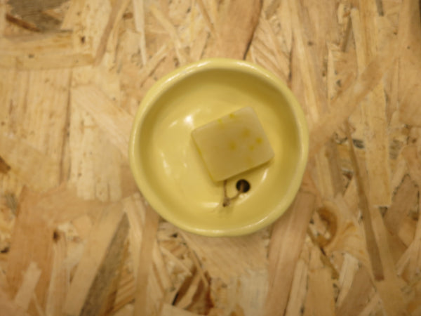 Soap Holder in Ceramic / Σαπουνοθήκη κεραμικη - yellow tripod