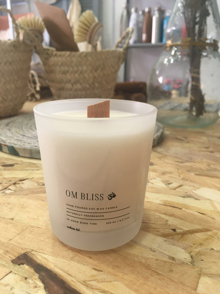 Soy Wax Candle - Κερί σόγιας 190gr / 45hours burn time